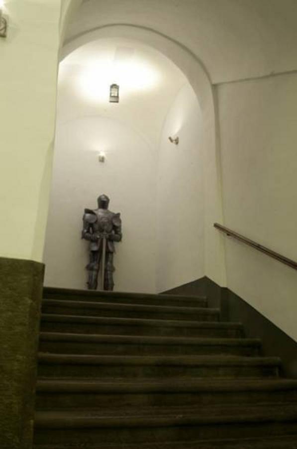 Castello Di Casapozzano Panzió Aversa Kültér fotó